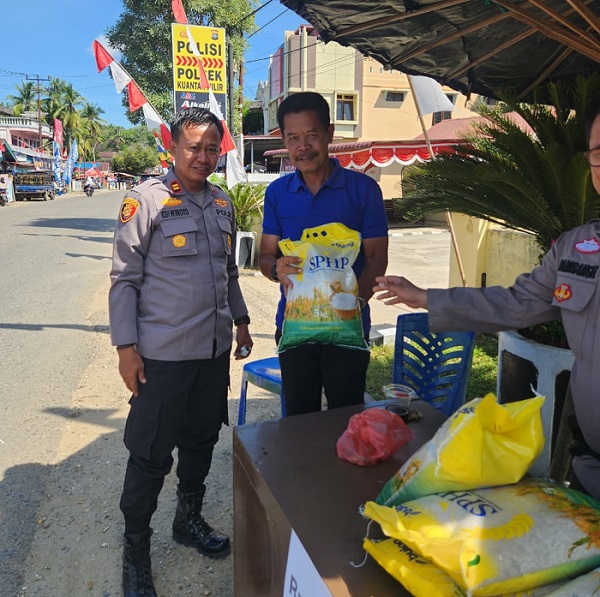 Polres Kuantan Singingi Gelar  Operasi Pasar Pangan Murah di Tiga Wilayah