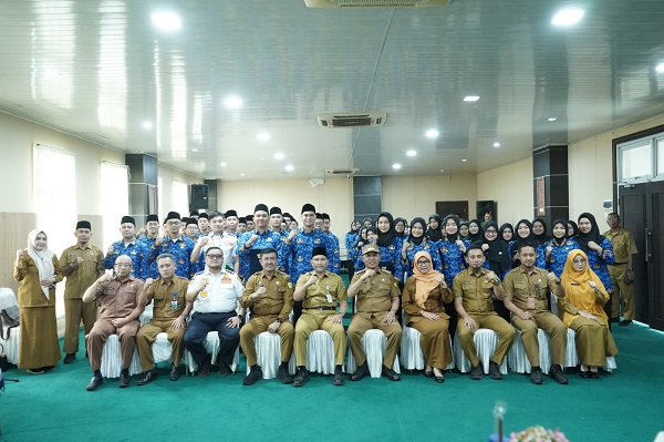 Bupati Herman Serahkan SK CPNS Formasi Tahun 2024