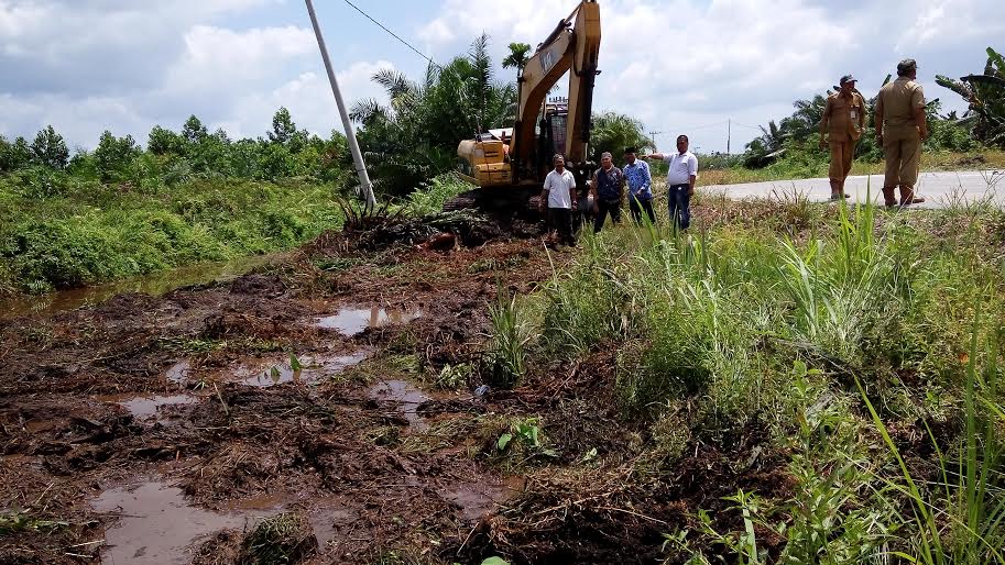Antisipasi Banjir, Drainase Jalan Damai-Palas Dikeruk
