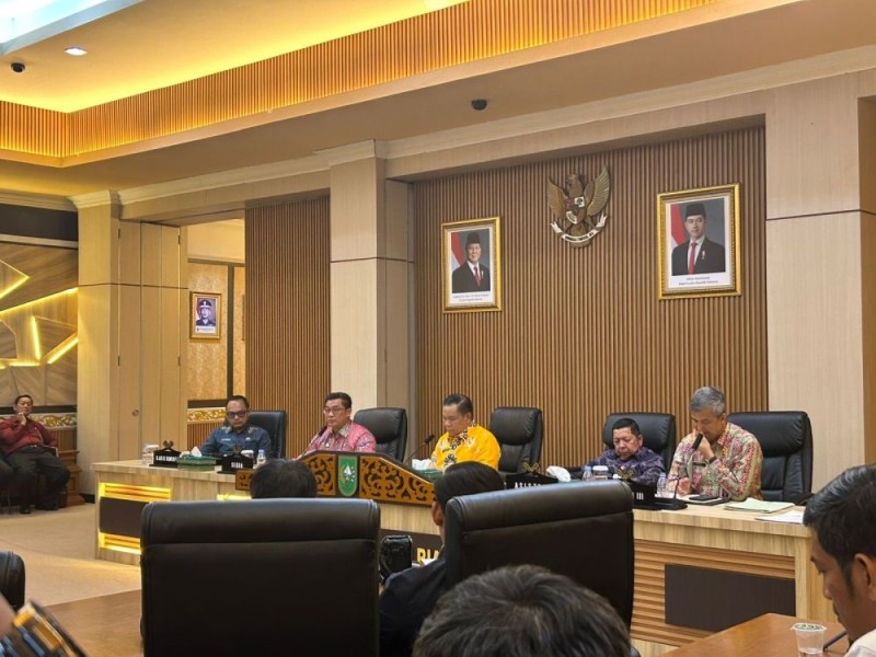 Mulai Bertugas Sebagai Plt Gubri,  SF Hariyanto:  Pelayanan Publik Tetap Harus Berjalan