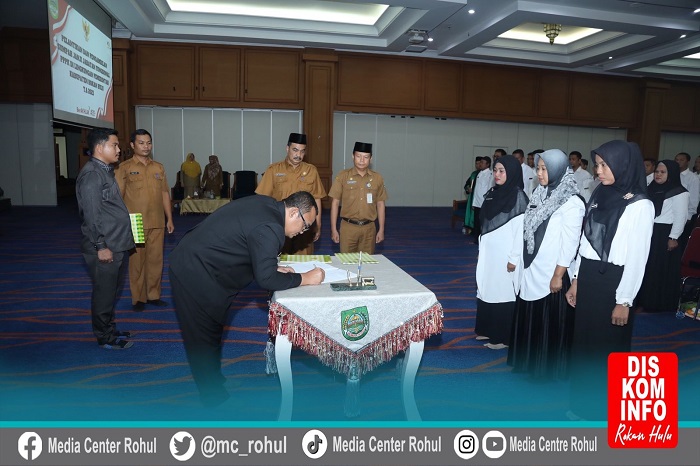Sekda Rohul lantik Dan Ambil Sumpah Jabatan Fungsional 148 PPPK Rohul
