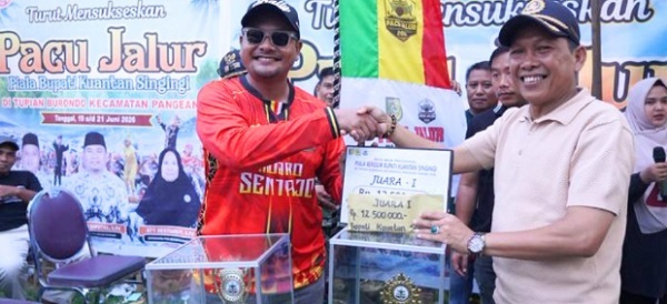 Pacu Jalur Tradisional Kecamatan Pangean Ditutup, Berikut Jalur Pemenangnya...