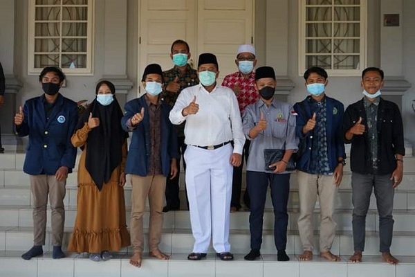 Bupati Alfedri Terima Audiensi Ikatan Pelajar Mahasiswa Kabupaten Siak - Bengkalis 