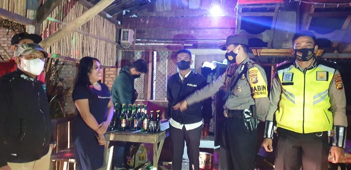 Camat dan Polsek Bonai Darussalam Gelar Razia Pekat, 9 Wanita Diamankan