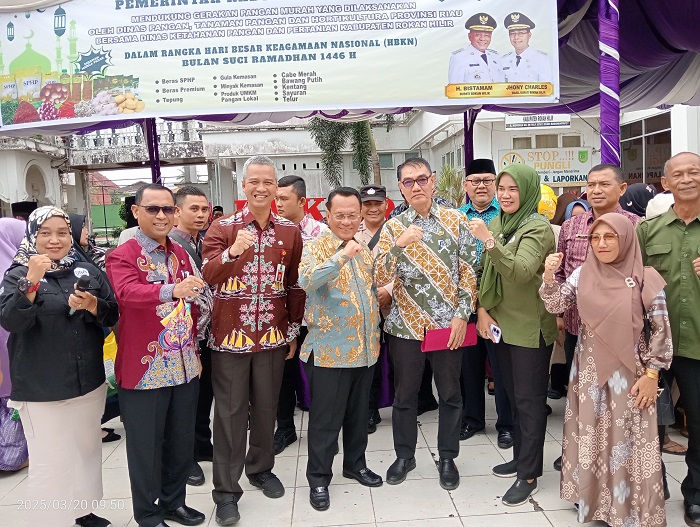 Dukung Gerakan Pangan Murah, Pemkab Rohil Bersama Dinas PTPH Provinsi Riau Adakan Pasar Murah