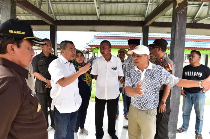 Gubri Kunjungi Puskesmas Tengku Sulung di Inhil