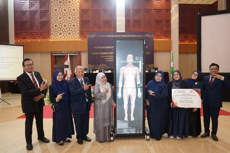 Canggih! FK Univrab Pekanbaru Kini Punya Virtual Anatomy Table Asclepius,  Pertama di Riau