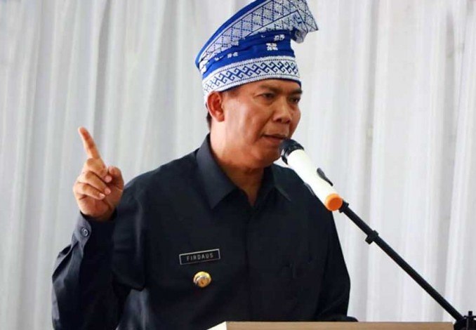 TEGAS...Wako Firdaus Perintahkan Bongkar Reklame yang Tak Berizin