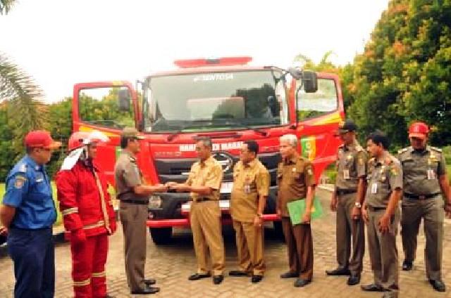 Kasian, Dana Belum Cair, Armada Damkar Kuansing Kesulitan BBM