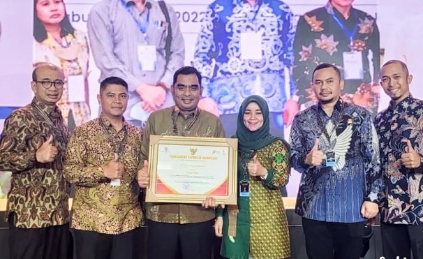 Pekanbaru Raih Anugerah Layanan Investasi 2022