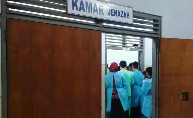 Dicari Polisi, Siapa Ayah Bayi yang Dilahirkan Siswi SMA di Toilet Sekolah?