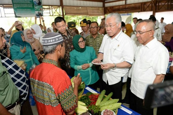Ketersediaan Sembako Tercukupi, Harga Normal, Menteri Imbau Warga Riau tak Resah...