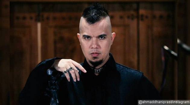 Gara-gara Ciutan di Twitter, Musisi Ahmad Dhani Jadi Tersangka