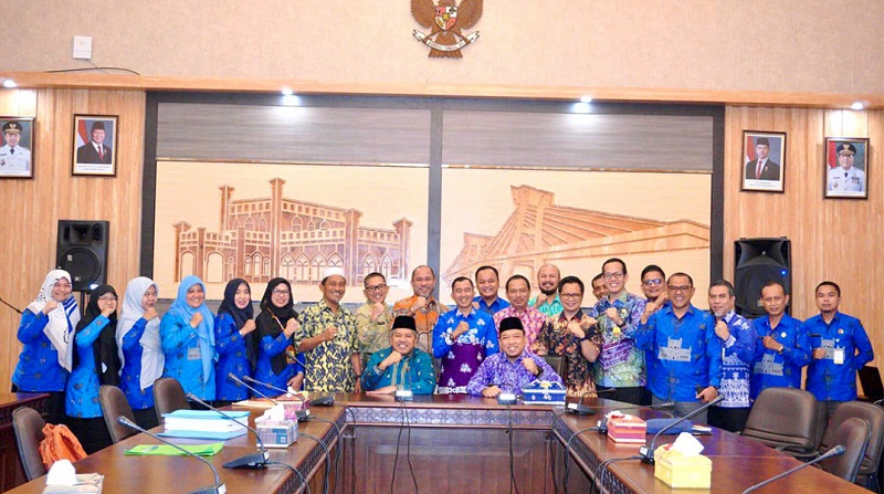 Bupati Siak Serahkan LKPD Unaudited pada BPK RI Perwakilan Riau