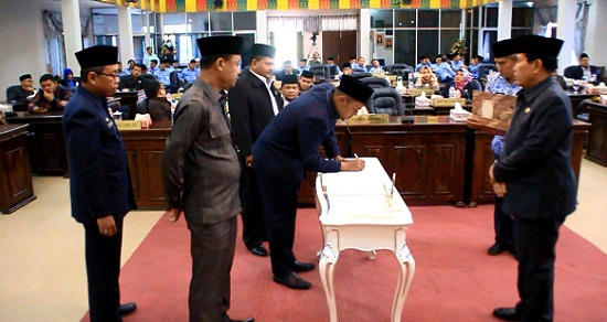 APBD Perubahan  Rohul Disahkan, Anggaran Belanja Naik Menjadi Rp1,676 Triliun