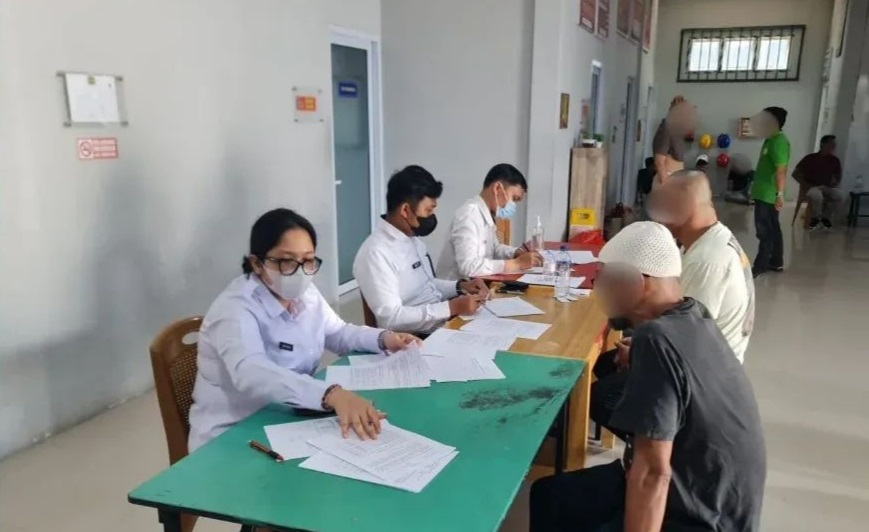 31 Tahanan Rutan Dipindahkan ke Lapas Narkotika Rumbai