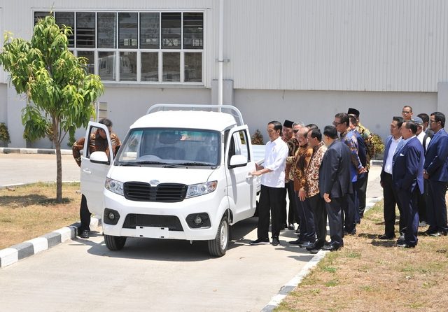 Lagi, Kritik ke Jokowi Soal Mobil Esemka, Hensat: Kalau Memang dari China Akui Saja...