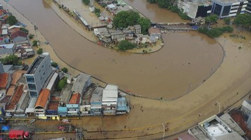 Soal Normalisasi Sungai Atasi Banjir, TGUPP Anies: Pak Menteri tuh Ngawur, Benar Ngawur, Pak Basuki tuh Ngawur