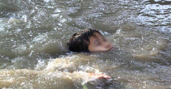 BOCAH 11 Tahun Hanyut di Sungai Indragiri, Janazahnya Ditemukan 10 Kilometer dari Lokasi Semula