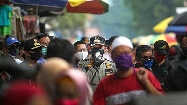 WADUH...Tujuannya untuk Bantu Beli Sembako, Banyak Warga Gunakan Uang Bantuan Pemerintah Buat Beli Baju Lebaran