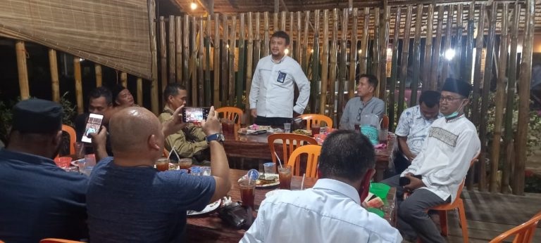 Manajemen PLN UP3  Rengat Buka Puasa Bersama Insan Pers