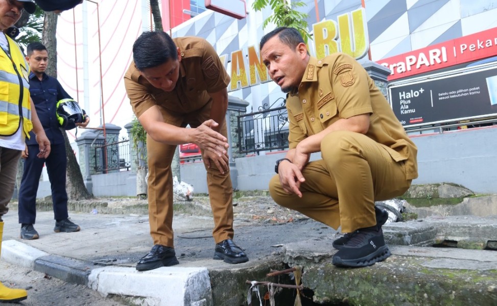 Jelang Akhir Tahun, Pemko  Sudah Selesaikan Perbaikan  23 Ruas Jalan di Kota Pekanbaru