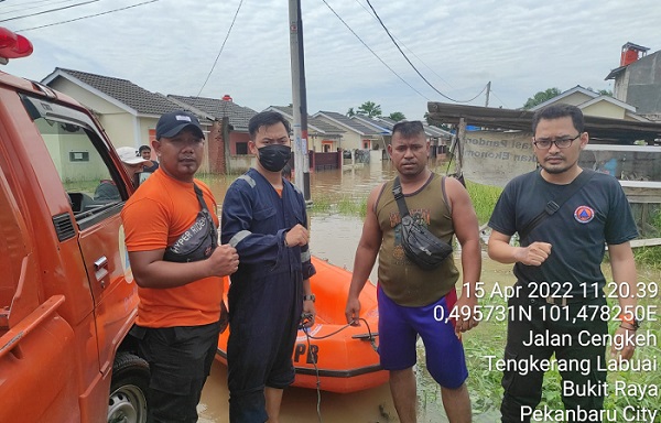 Pemko Pekanbaru Turunkan Bantuan untuk Korban Tanah Longsor dan Banjir di Tenayan, Sail dan  Bukitraya