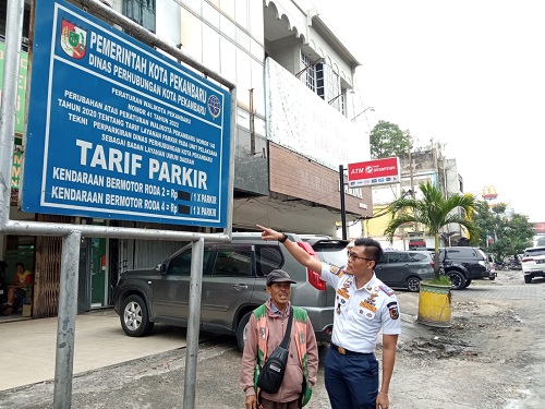 Patroli Rutin UPT Perparkiran Dishub Pekanbaru Kawal Penyesuaian Tarif Baru