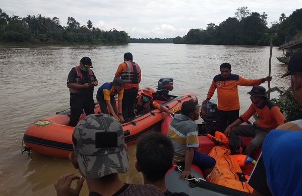 Pasca Ricuh  antar Pemuda, Ketua OSIS SMKN 1  Ditemukan Meninggal Dunia  di Sungai Indragiri