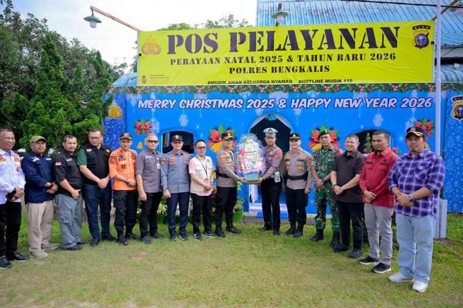 Sekda Tinjau Posko Nataru 2026 di Exit Tol Balai Raja Kecamatan Pinggir