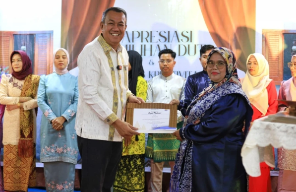Wabup Muzamil Tutup Grand Final Adujak Genre 2025
