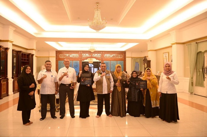 UMKM Riau Raih Juara I Anugerah BBI 2023 Gubri Edy Natar Terus Tingkatkan Kualitas