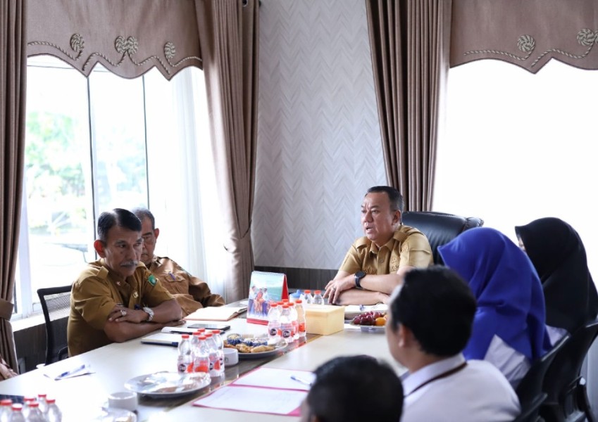 Wabup Muzamil Instruksikan Seluruh Aparat Desa Dukung Percepatan Sensus Ekonomi 2026