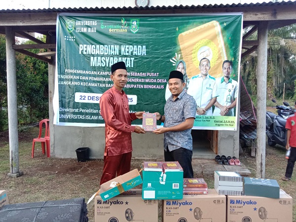 Tim Pengabdian FISIPOL UIR Sambangi Kampung Quran Jangkang