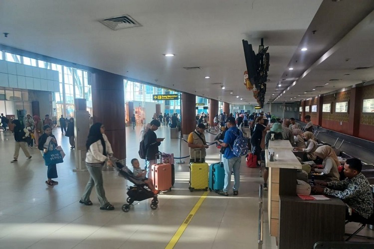 Arus Balik Lebaran di Bandara SSK II Pekanbaru Capai 14.000 Penumpang