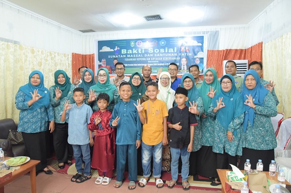 HIPKABI Riau Gelar Sunat Massal dan Santunan Anak Yatim