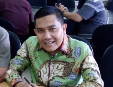 KASIH JEMPOL... Anggota DPRD Ini Janji Gaji Honorer Kuansing Dibayar Penuh...