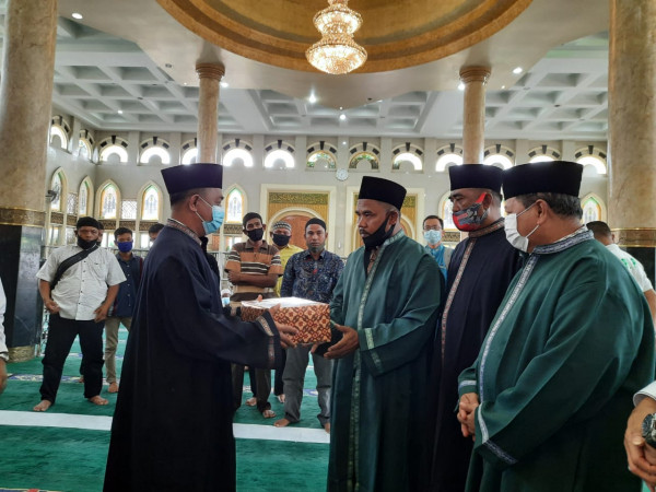 Sekdako Pekanbaru Jadi Saksi Pembacaan Kalimat Syahadat Seorang Mualaf