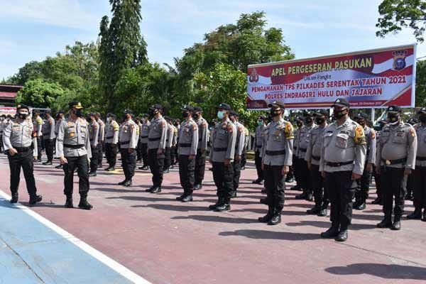 Kapolres Pimpin Apel Pasukan Pengamanan Pilkades Serentak di 64 Desa di Inhu