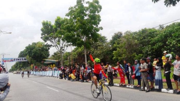 Pembalap Vietnam Kuasai Etape I Tour de Siak 2016