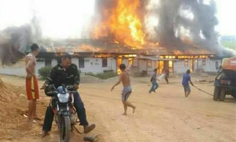 Gara-gara Api Tungku Masak, Mess Karyawan di Kuantan Hilir Terbakar, Nih Fotonya