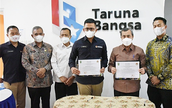 Syamsuar  Terkenang Dulu  Berasal dari Keluarga Kurang Mampu, Tak Terbayang Bisa Kuliah, Mau SMP Saja Harus ke Bagan...