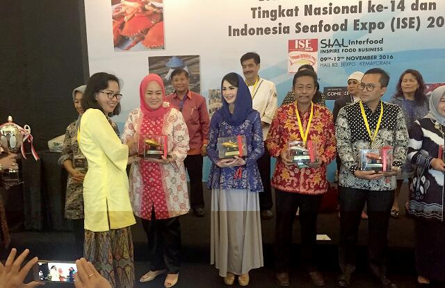 HEBAT...Riau Juara Favorit Lomba Masak Ikan Tingkat Nasional