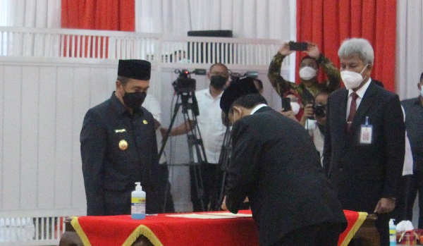 Dilantik Syamsuar, Ini Tugas Penting Yang Jadi Beban SF Hariyanto