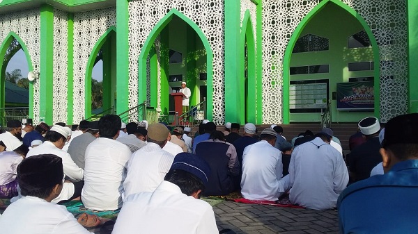 Ribuan Umat Muslim Laksanakan Salat Idul Adha di Pekanbaru Hari ini