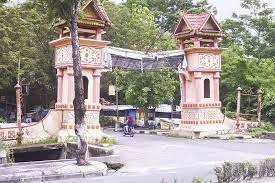 Gapura Diruntuhkan, Taman Labuai Ditata Ulang