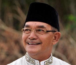 Pelabuhan Dorak Makan Korban, Mantan Sekda Meranti dan Dua Pejabat Ditahan Kejati