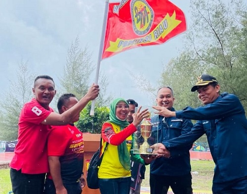 Porserosi Pekanbaru Borong Tiga Titel Juara di Pariaman