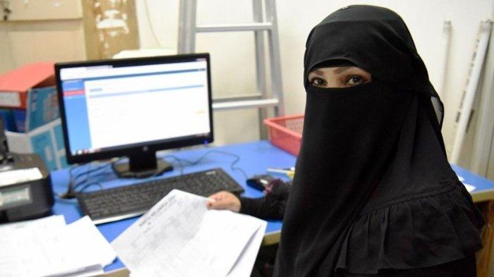 Tak Setuju Pelarangan Cadar, Meiriana Pilih Berhenti Jadi PNS dan Tetap Pakai Cadar