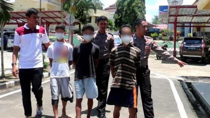 LAKNAT...Ditinggal Ibu Meninggal, ABG 18 Tahun Diperkosa Ayah Kandung Berulang Kali, Kakak 120 Kali, Adik 60 Kali